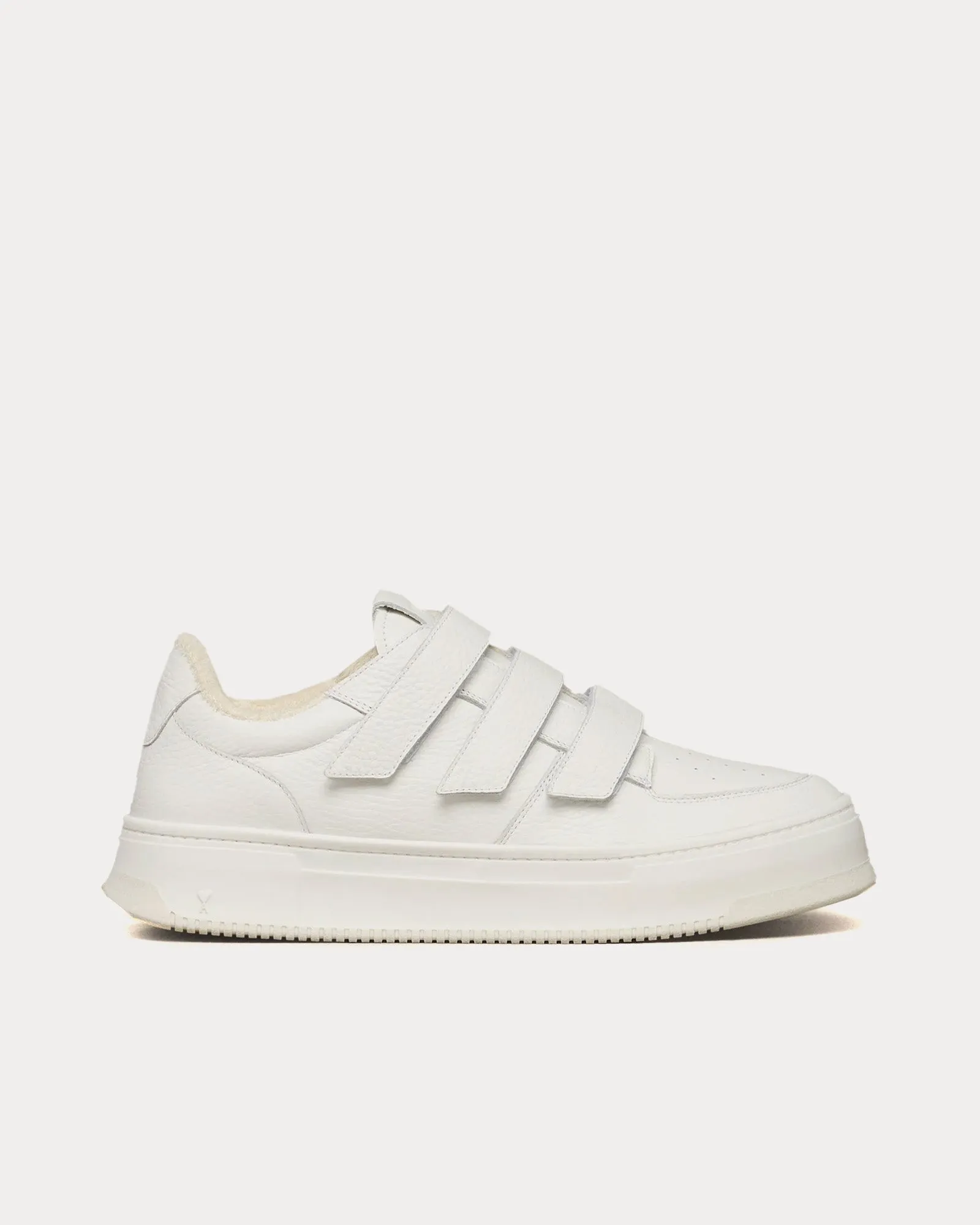 New Velcro Arcade Leather White Low Top Sneakers