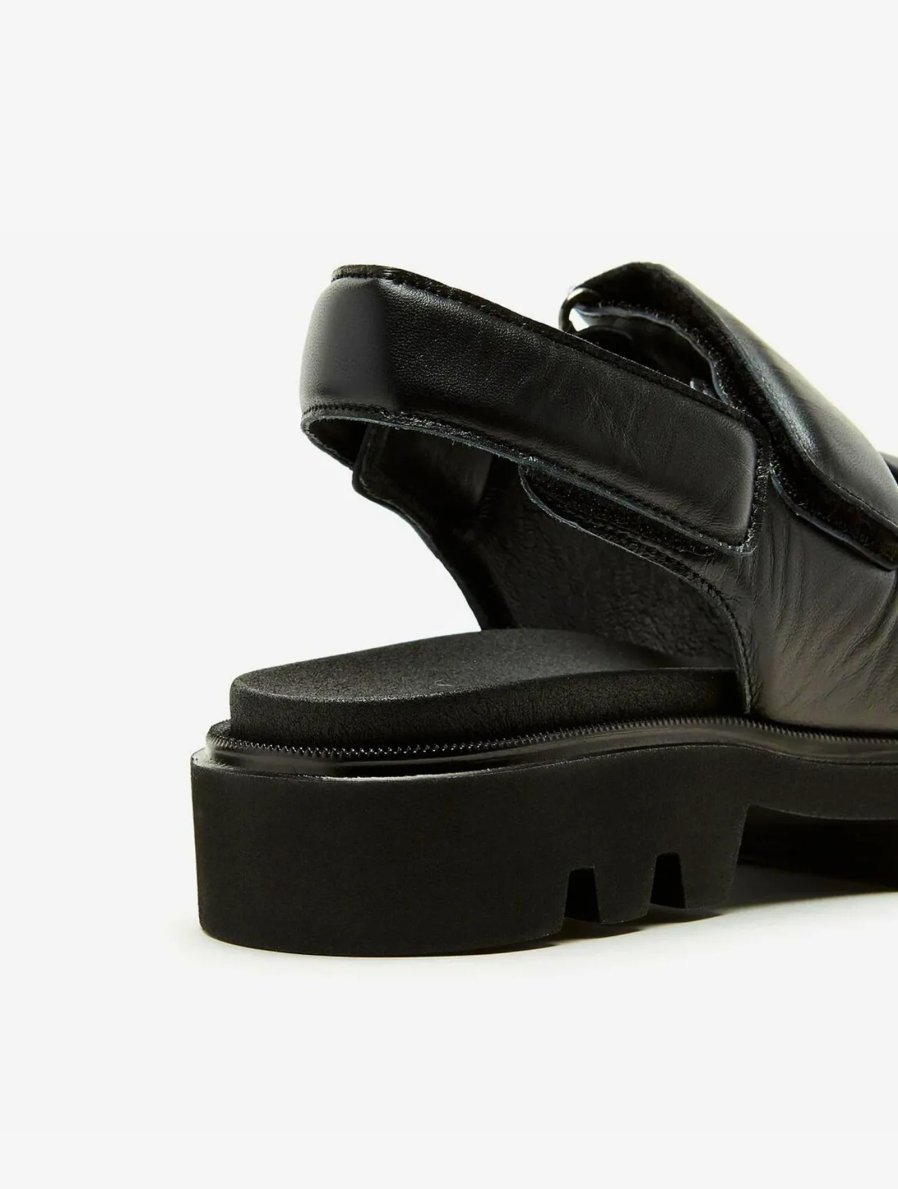 Paloma Sandals