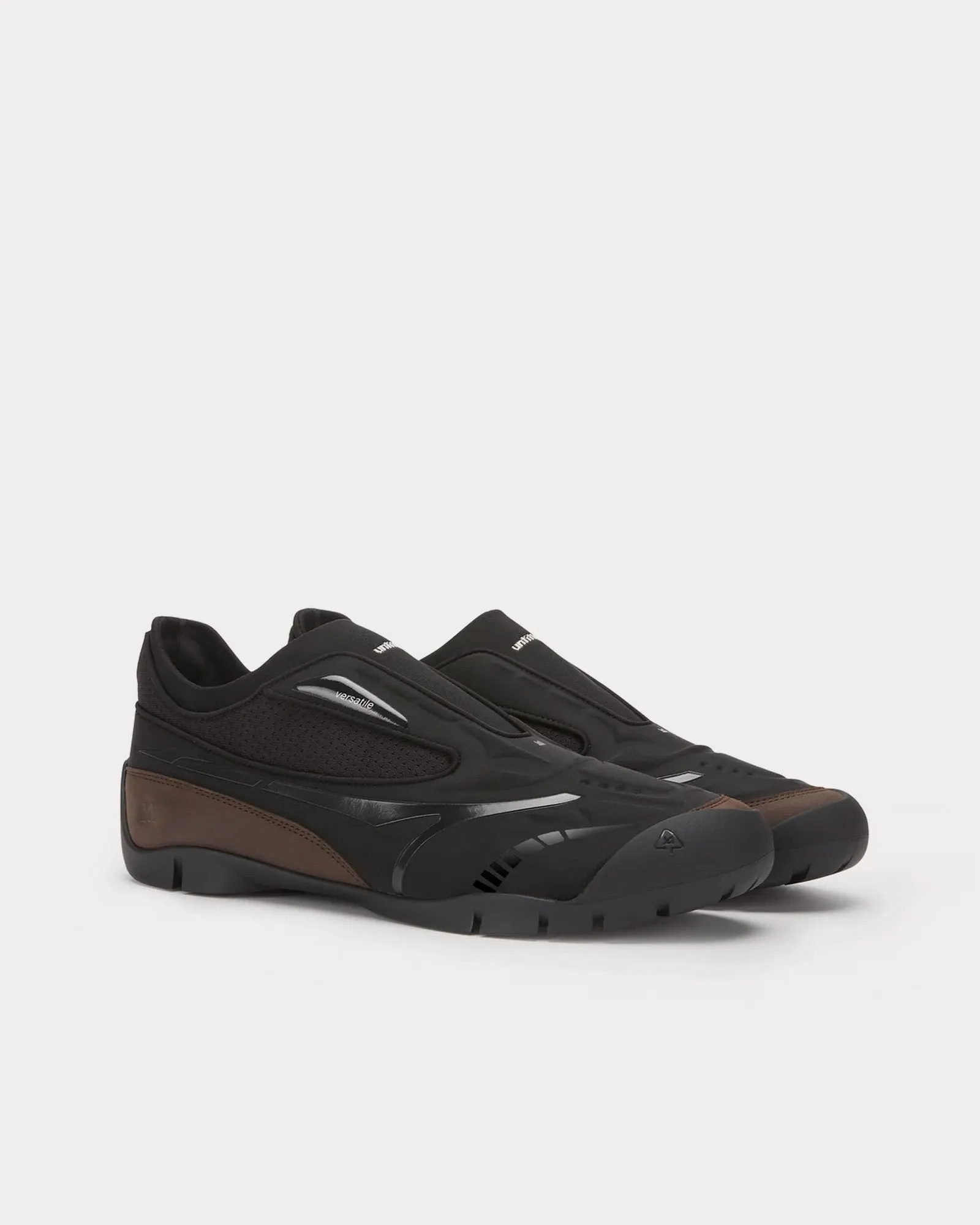 Swift Trek Cocoa Black Slip On Sneakers