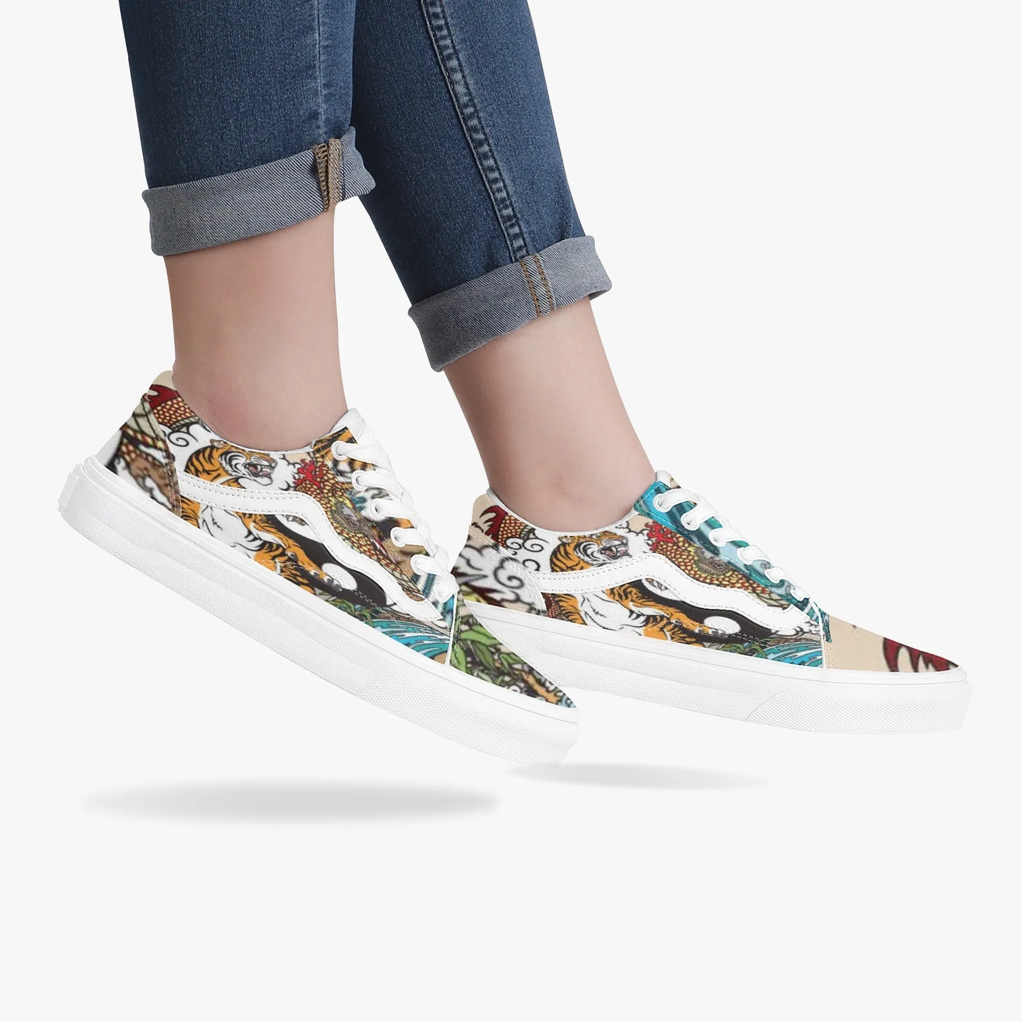 Tiger Stripes Trendy Low-Top Canvas Sneakers